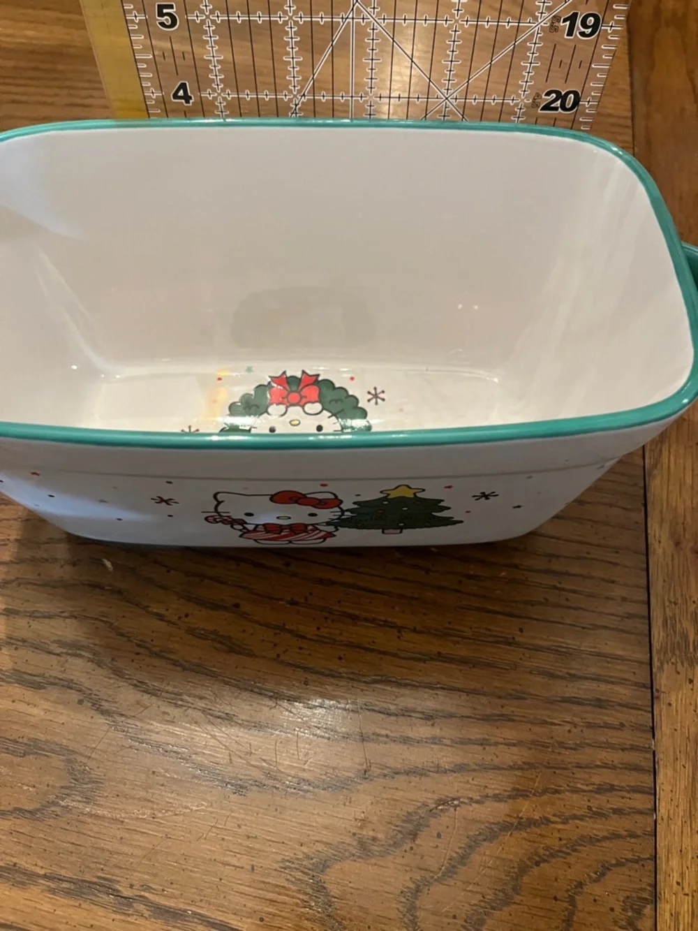 Hello Kitty Christmas‎ Ceramic Loaf Pan, new